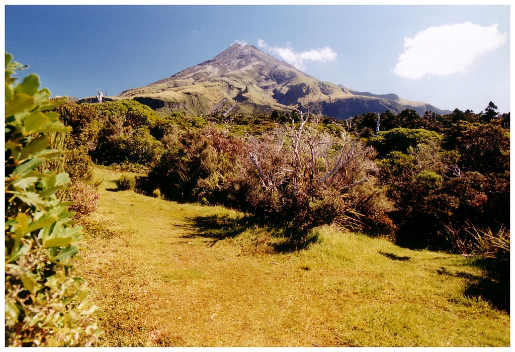 05 - Mt Egmont (0).jpg